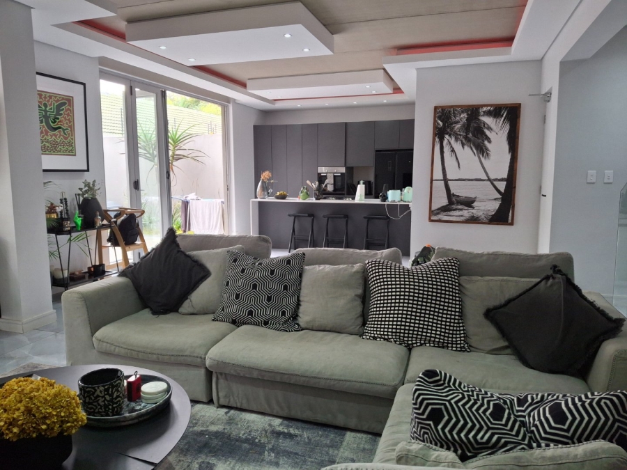 To Let 4 Bedroom Property for Rent in Morningside Manor Gauteng