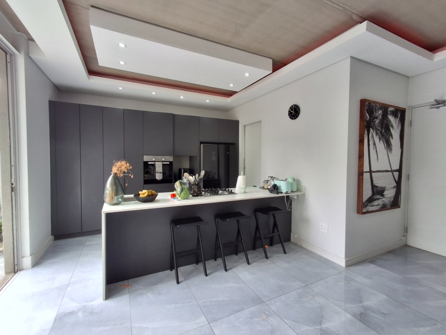 To Let 4 Bedroom Property for Rent in Morningside Manor Gauteng