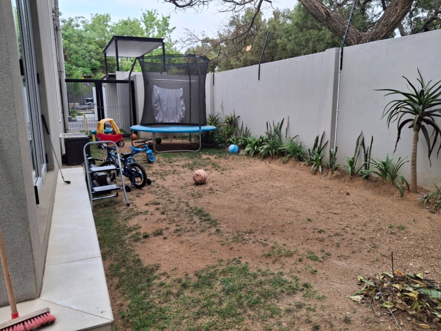 To Let 4 Bedroom Property for Rent in Morningside Manor Gauteng