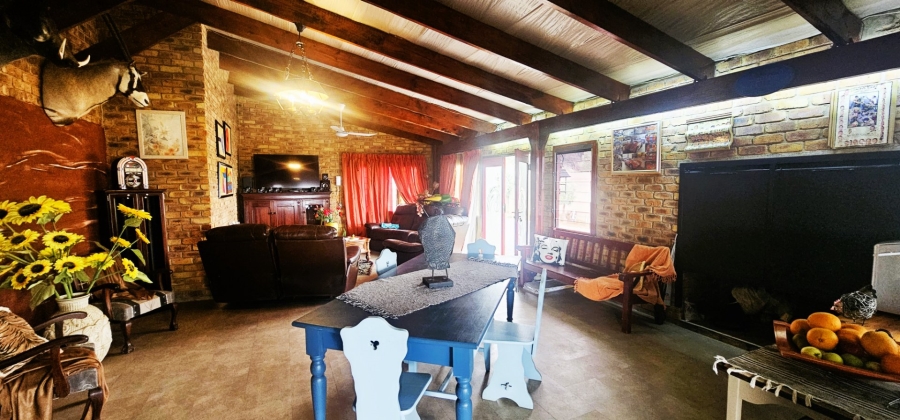 5 Bedroom Property for Sale in Vaal Marina Gauteng