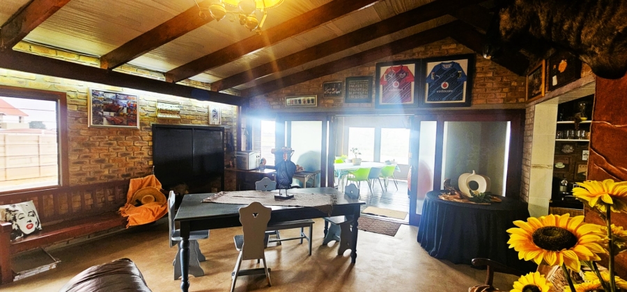 5 Bedroom Property for Sale in Vaal Marina Gauteng