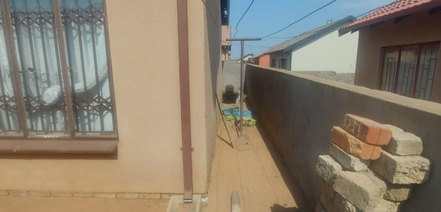 2 Bedroom Property for Sale in Soshanguve VV Gauteng