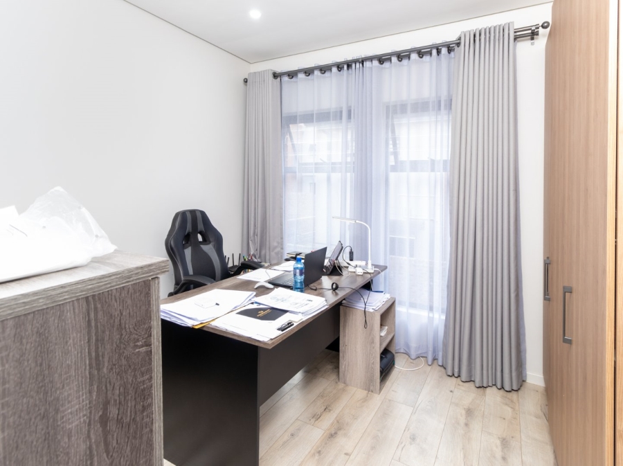 3 Bedroom Property for Sale in Carlswald Gauteng