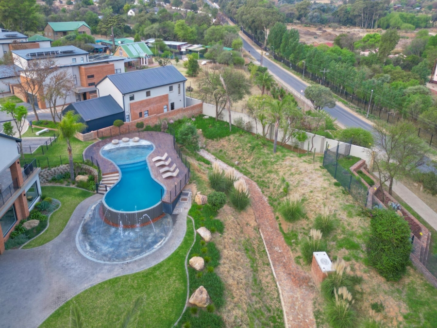 3 Bedroom Property for Sale in Carlswald Gauteng