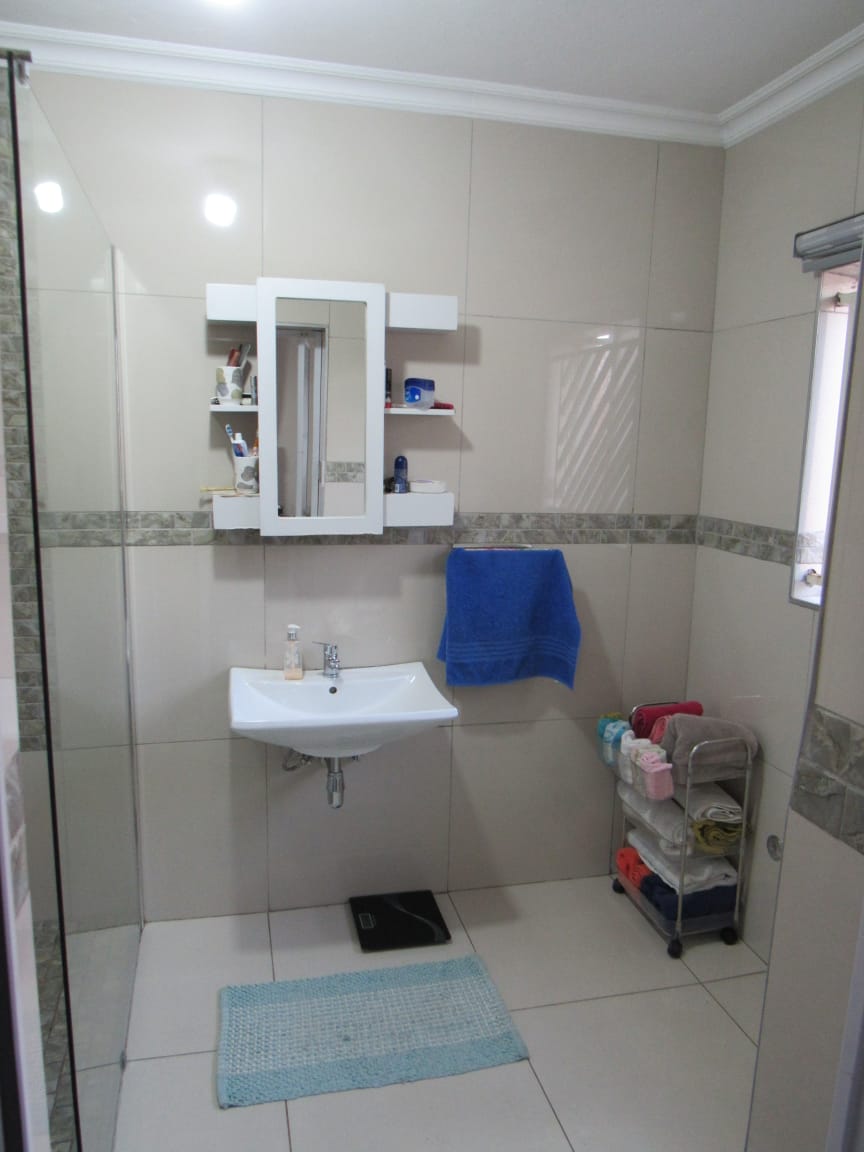 6 Bedroom Property for Sale in Proclamation Hill Gauteng