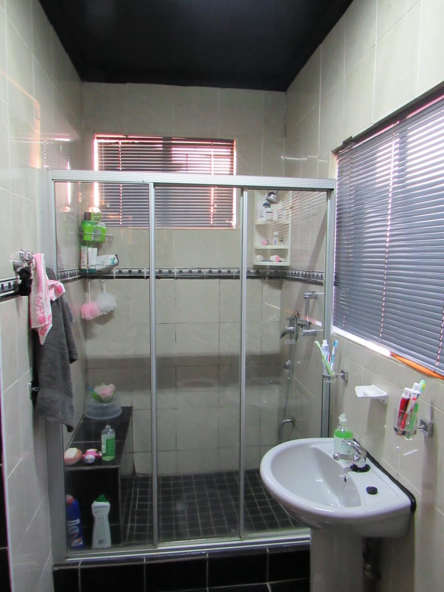 6 Bedroom Property for Sale in Proclamation Hill Gauteng