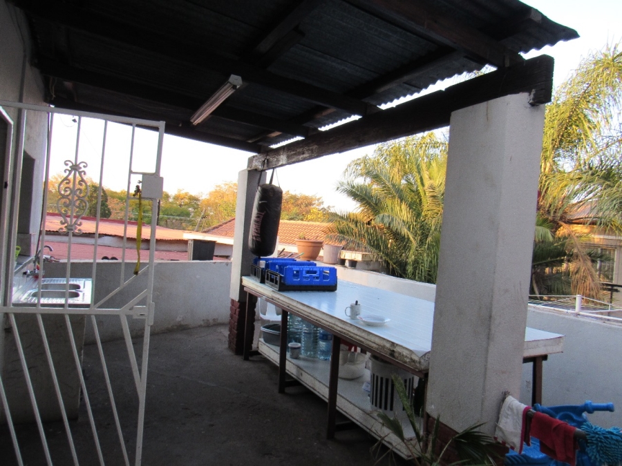 6 Bedroom Property for Sale in Proclamation Hill Gauteng