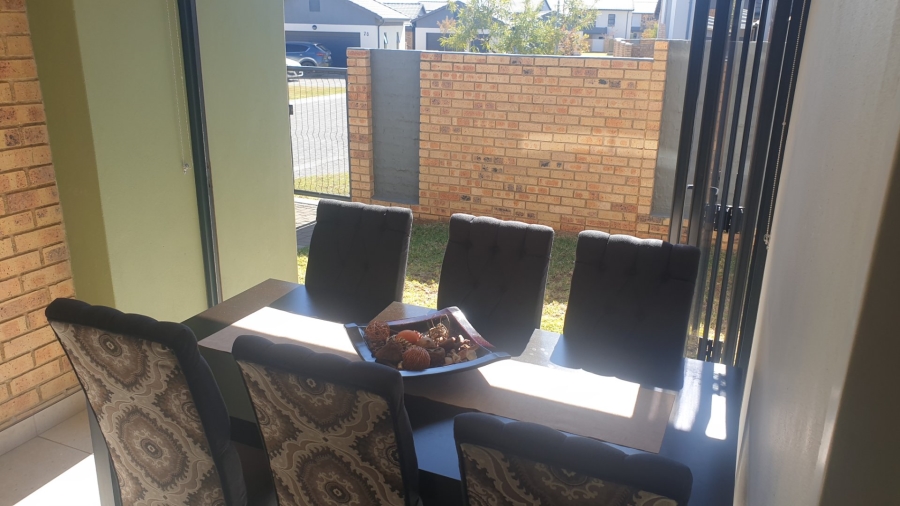 3 Bedroom Property for Sale in Amberfield Gauteng