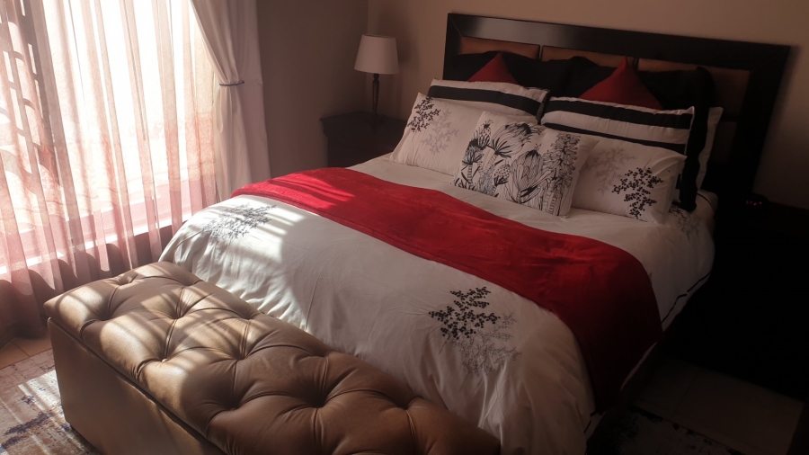 3 Bedroom Property for Sale in Amberfield Gauteng