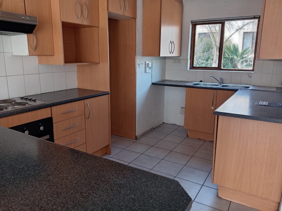 2 Bedroom Property for Sale in Marais Steyn Park Gauteng