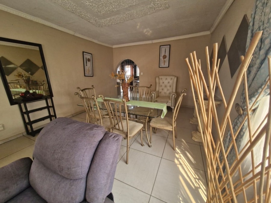 4 Bedroom Property for Sale in Danville Gauteng