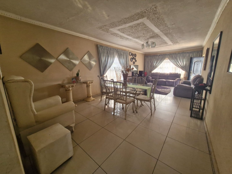 4 Bedroom Property for Sale in Danville Gauteng