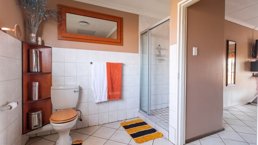 3 Bedroom Property for Sale in Bonaero Park Gauteng