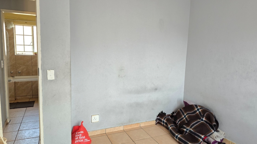 2 Bedroom Property for Sale in Clarina Gauteng