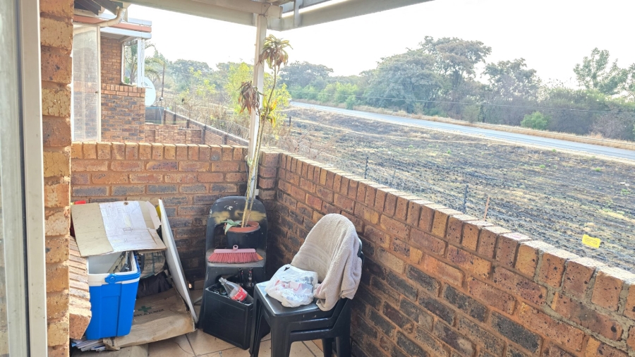 2 Bedroom Property for Sale in Clarina Gauteng