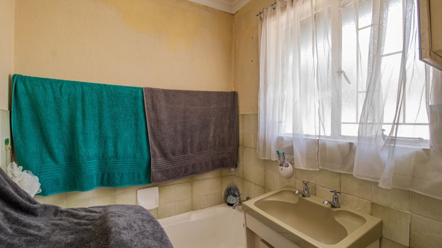2 Bedroom Property for Sale in Bonaero Park Gauteng