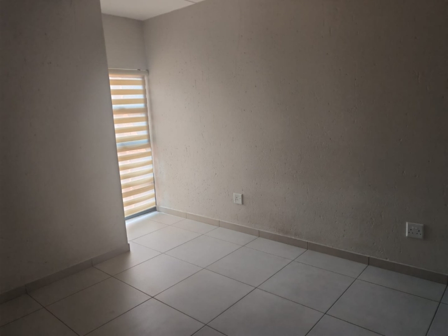 To Let 3 Bedroom Property for Rent in Bartlett Gauteng