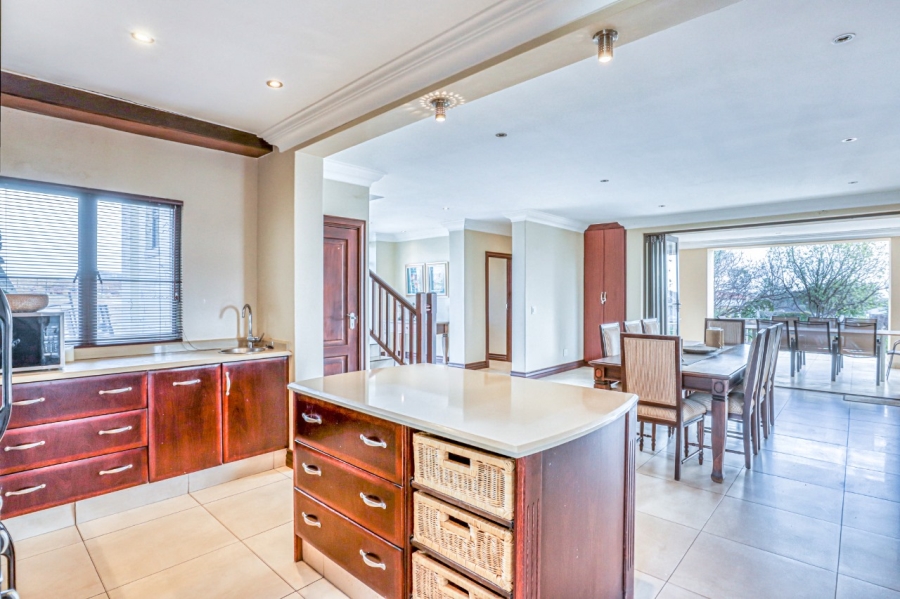 5 Bedroom Property for Sale in Vaal Marina Gauteng
