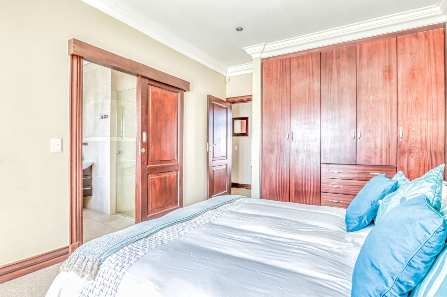 5 Bedroom Property for Sale in Vaal Marina Gauteng