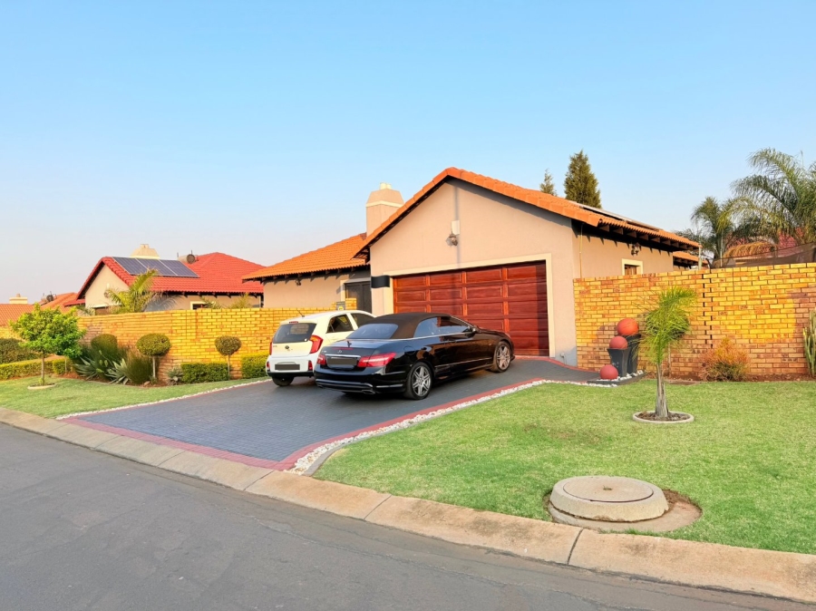 3 Bedroom Property for Sale in Sevilla Estate Gauteng