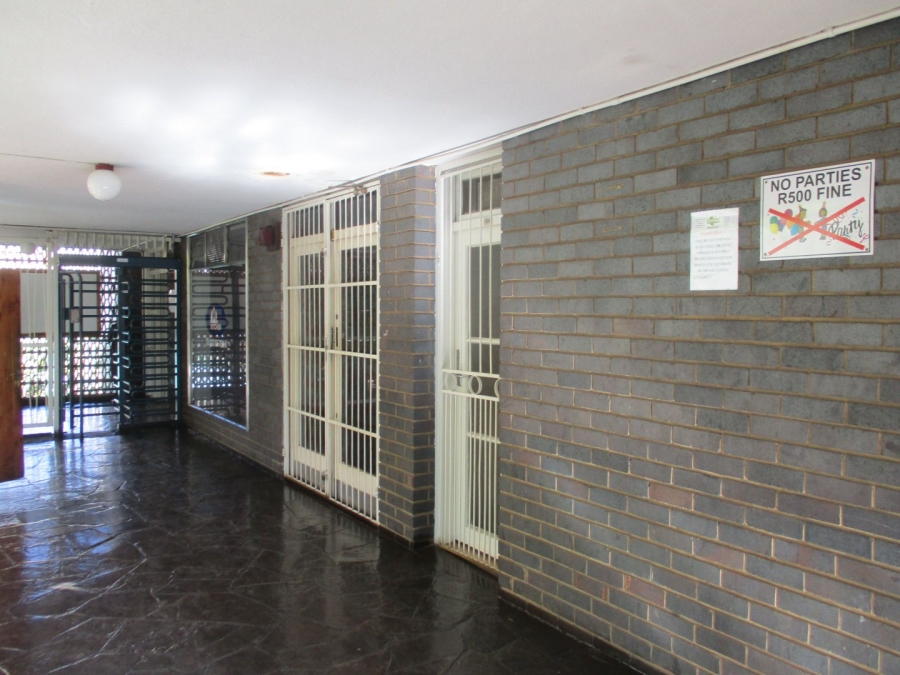 To Let 2 Bedroom Property for Rent in Arcadia Gauteng