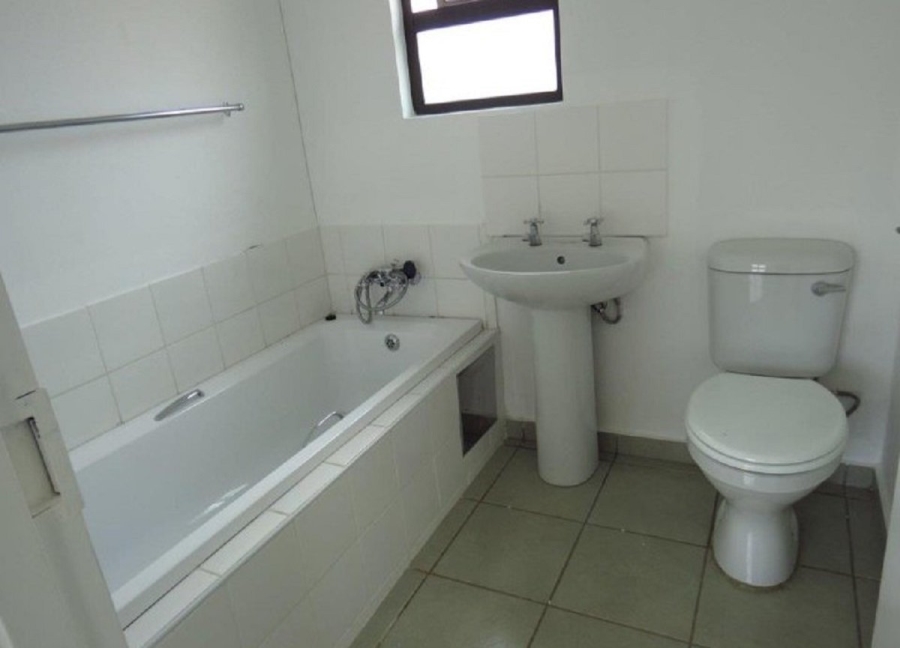 2 Bedroom Property for Sale in Crystal Park Gauteng