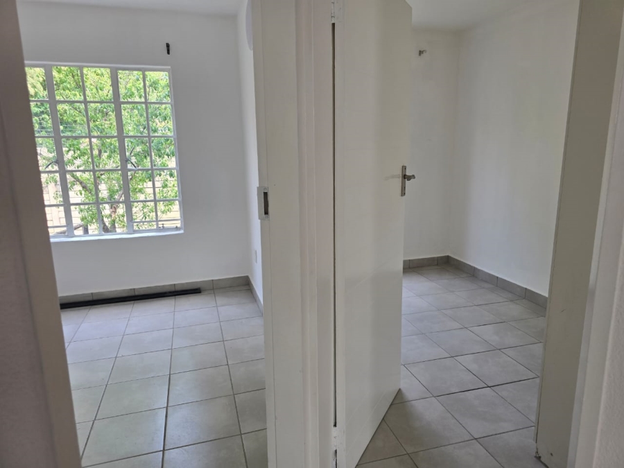 To Let 3 Bedroom Property for Rent in Beyers Park Gauteng