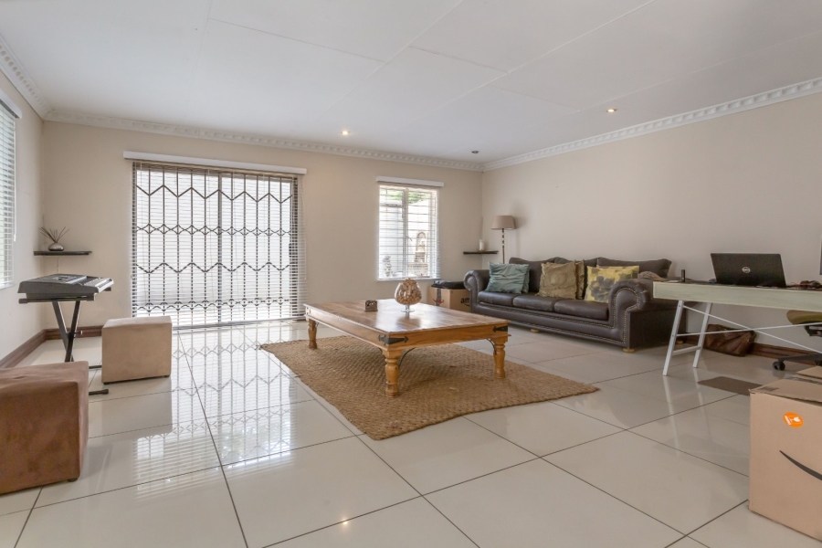 2 Bedroom Property for Sale in Sharonlea Gauteng
