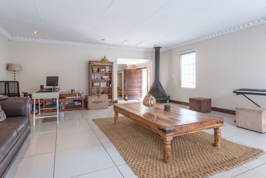 2 Bedroom Property for Sale in Sharonlea Gauteng