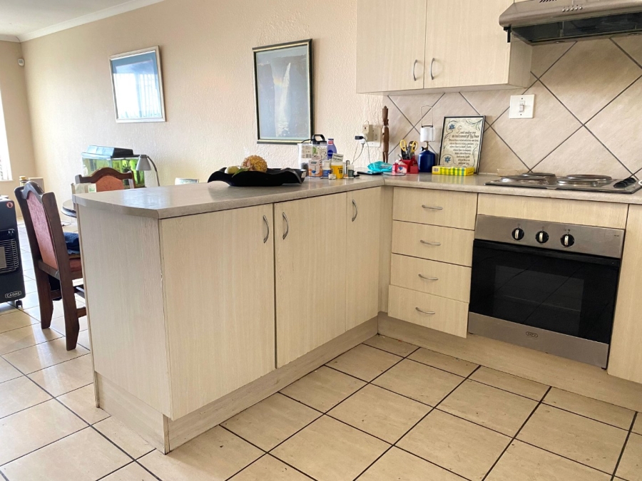 3 Bedroom Property for Sale in Wilro Park Gauteng