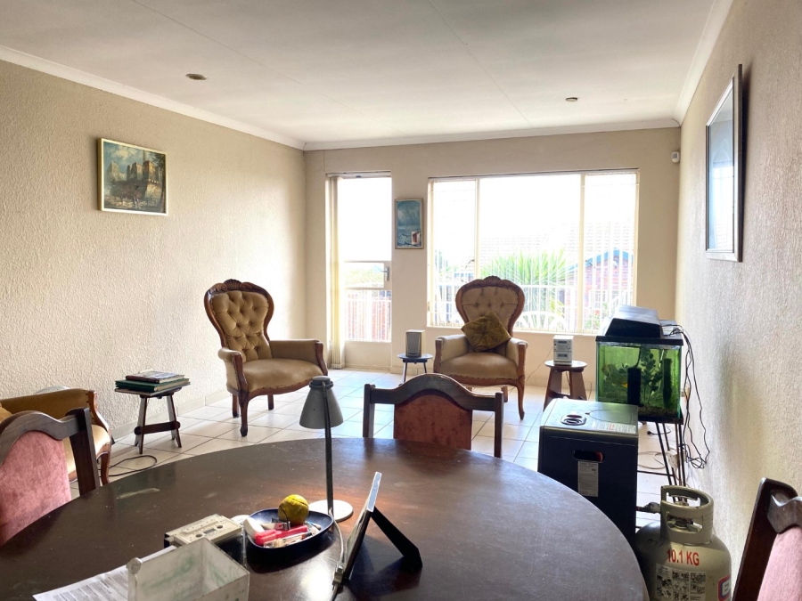3 Bedroom Property for Sale in Wilro Park Gauteng