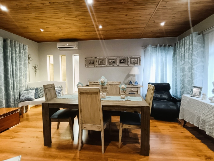 3 Bedroom Property for Sale in Eldoraigne Gauteng