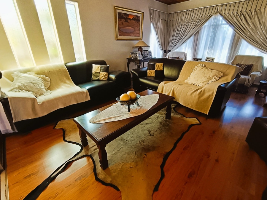 To Let 3 Bedroom Property for Rent in Eldoraigne Gauteng