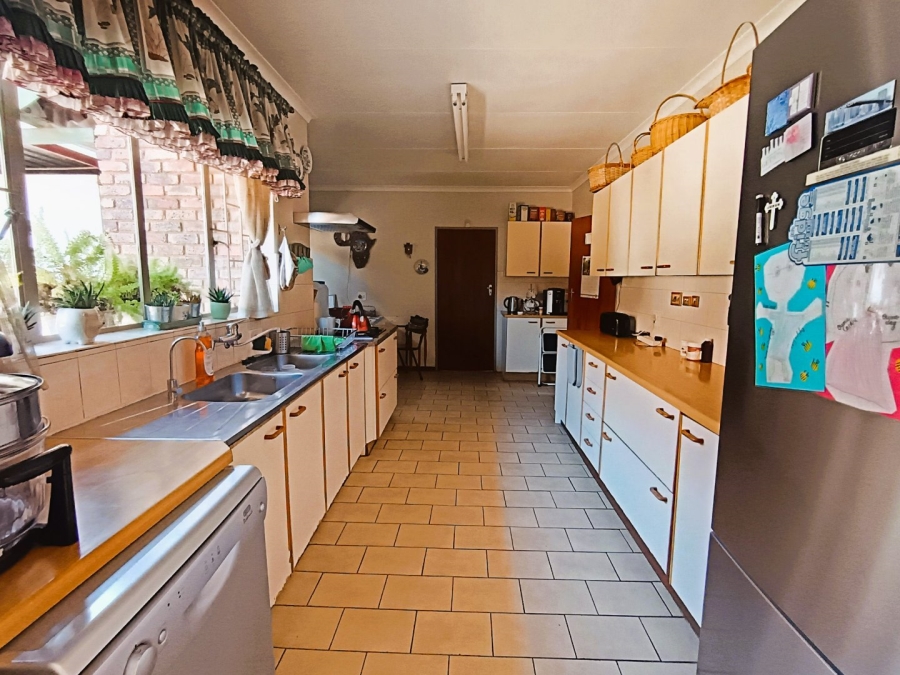 To Let 3 Bedroom Property for Rent in Eldoraigne Gauteng