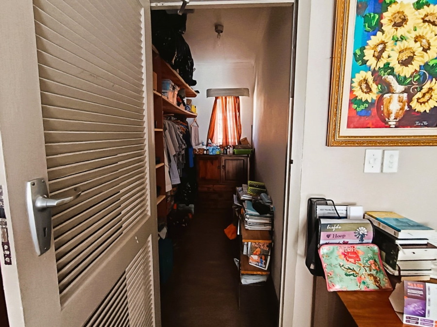 To Let 3 Bedroom Property for Rent in Eldoraigne Gauteng