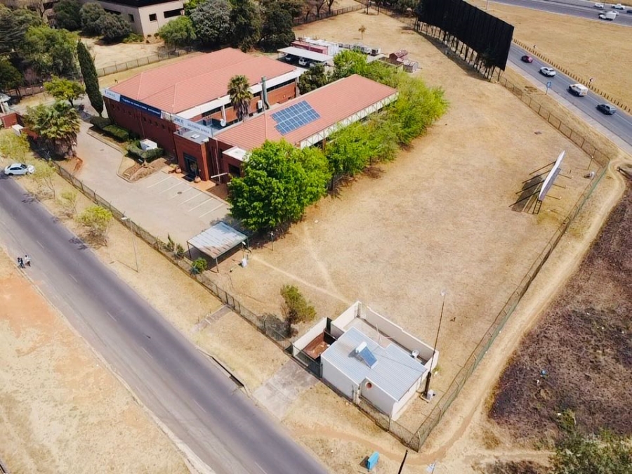 Commercial Property for Sale in Randjespark Gauteng