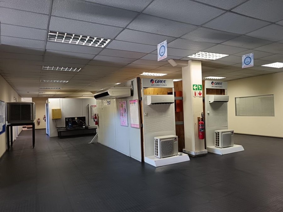 Commercial Property for Sale in Randjespark Gauteng