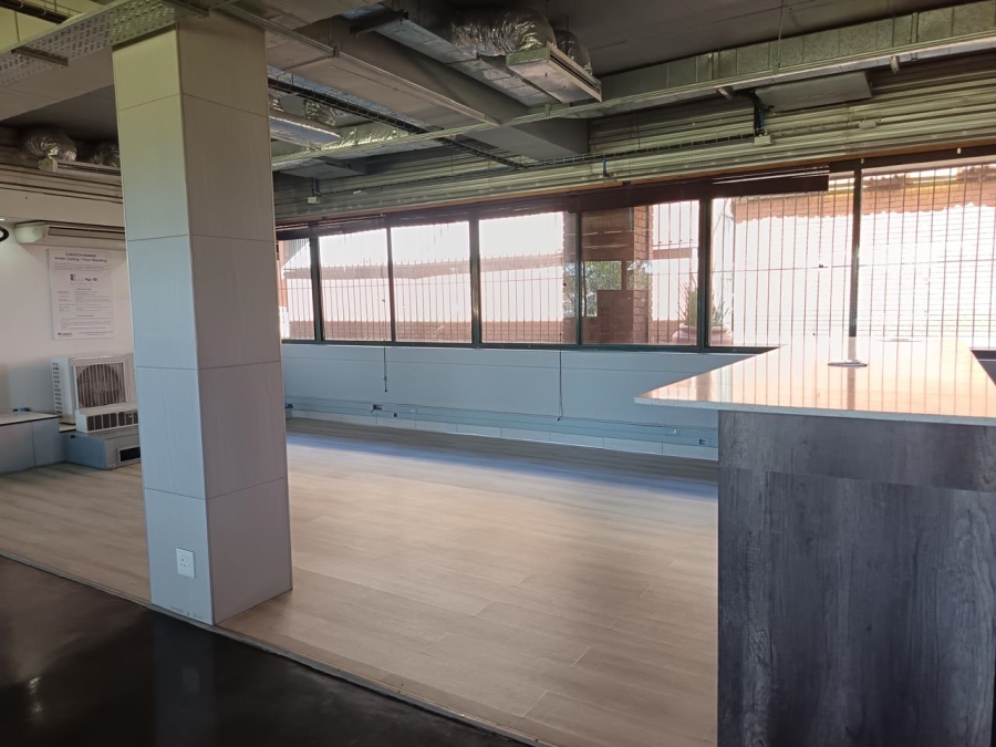 Commercial Property for Sale in Randjespark Gauteng