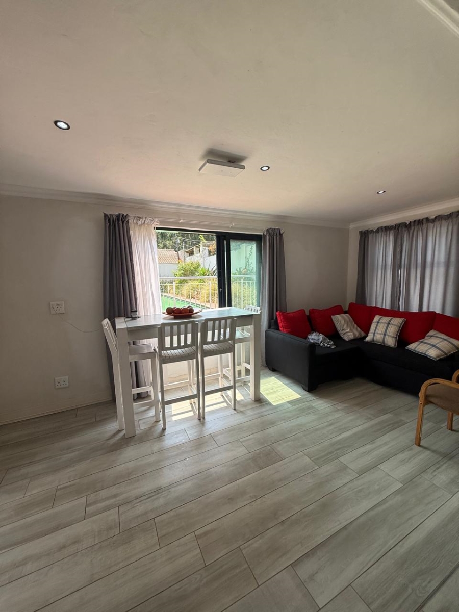 To Let 1 Bedroom Property for Rent in Saxonwold Gauteng