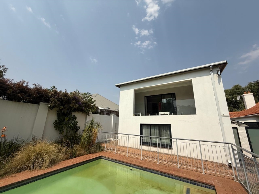 To Let 1 Bedroom Property for Rent in Saxonwold Gauteng