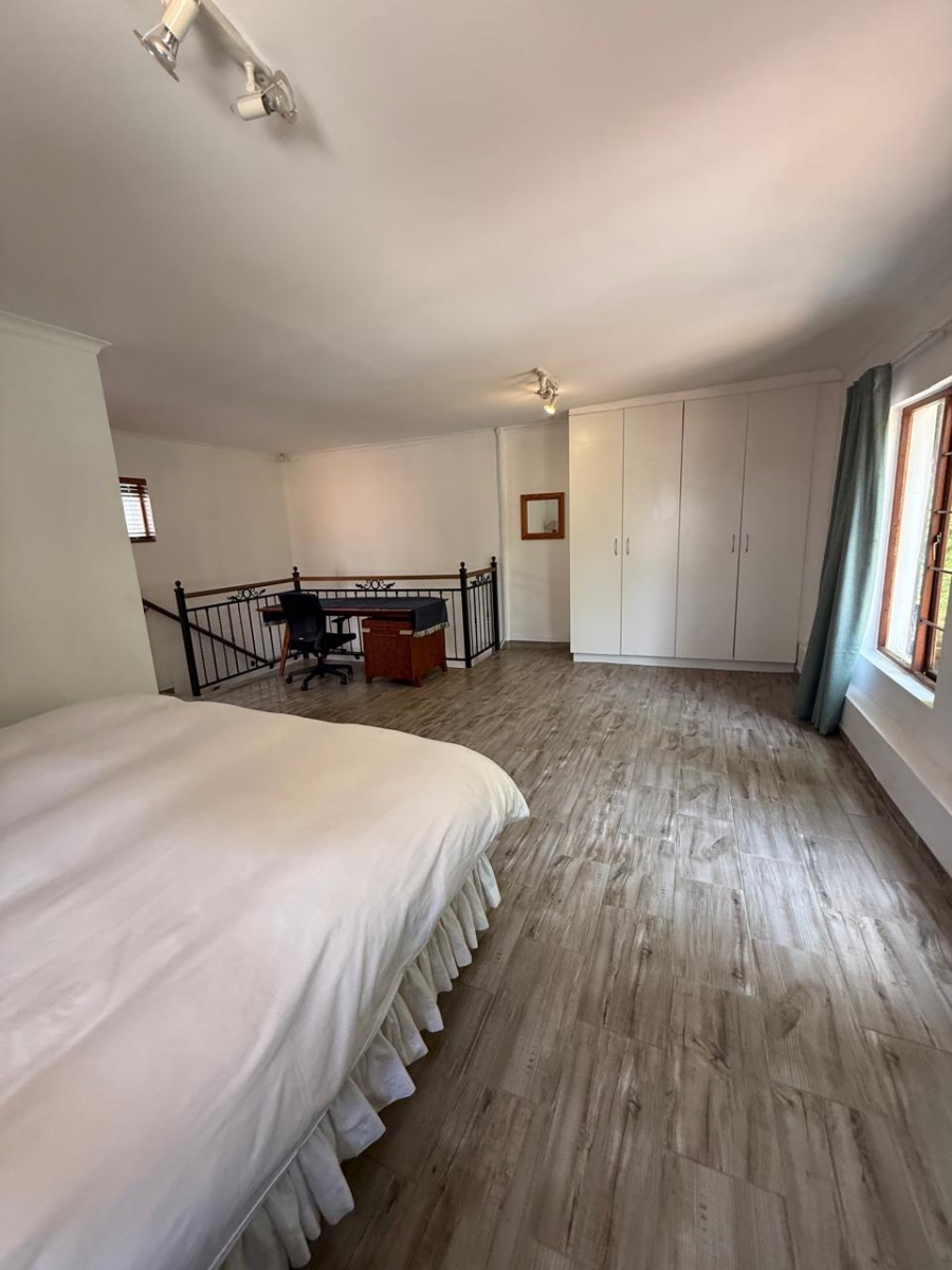 To Let 1 Bedroom Property for Rent in Saxonwold Gauteng