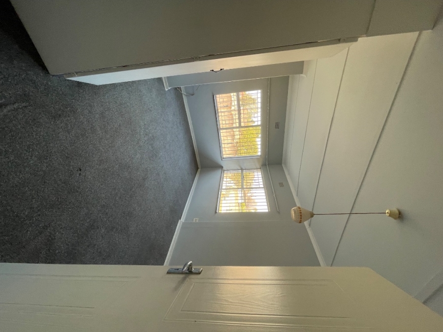 3 Bedroom Property for Sale in Birchleigh Gauteng