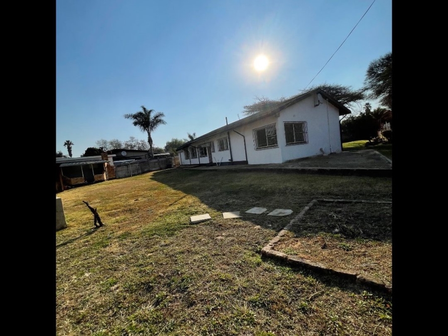 3 Bedroom Property for Sale in Birchleigh Gauteng