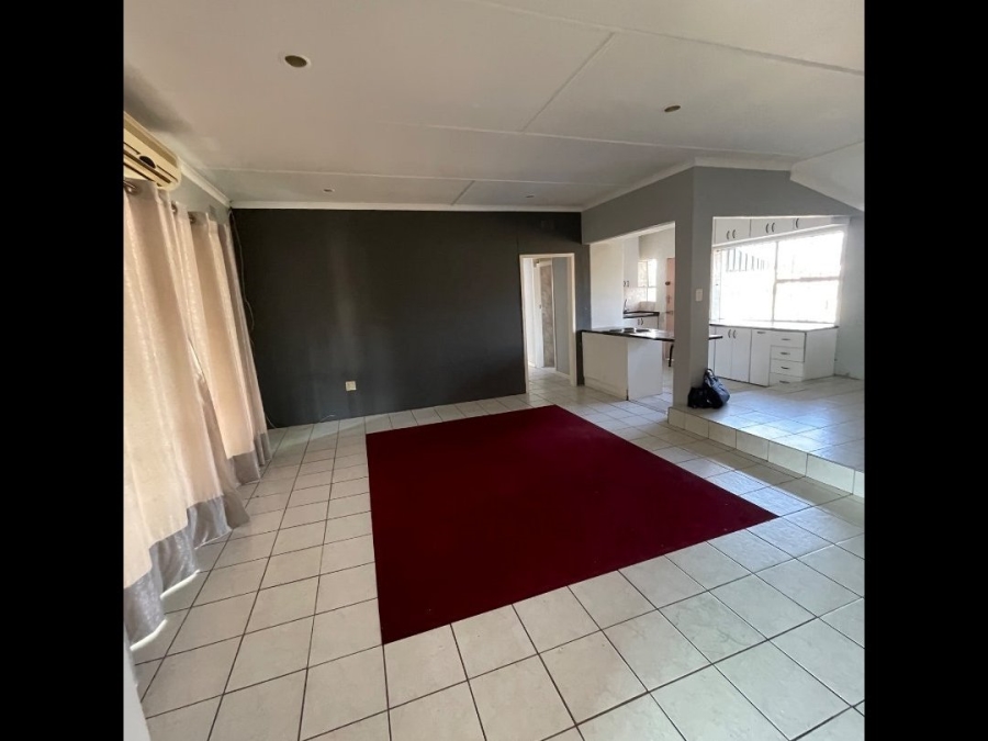 3 Bedroom Property for Sale in Birchleigh Gauteng