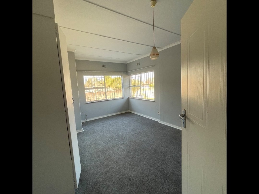 3 Bedroom Property for Sale in Birchleigh Gauteng