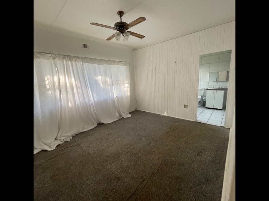 3 Bedroom Property for Sale in Birchleigh Gauteng