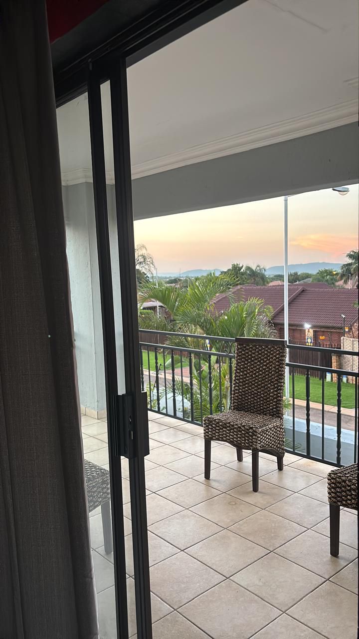 6 Bedroom Property for Sale in Magalieskruin Gauteng