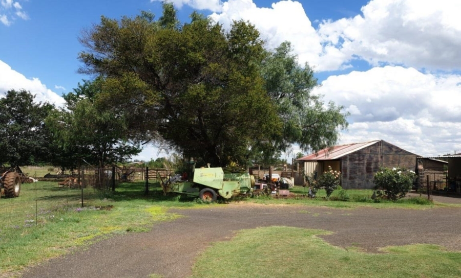 4 Bedroom Property for Sale in Kookrus Gauteng