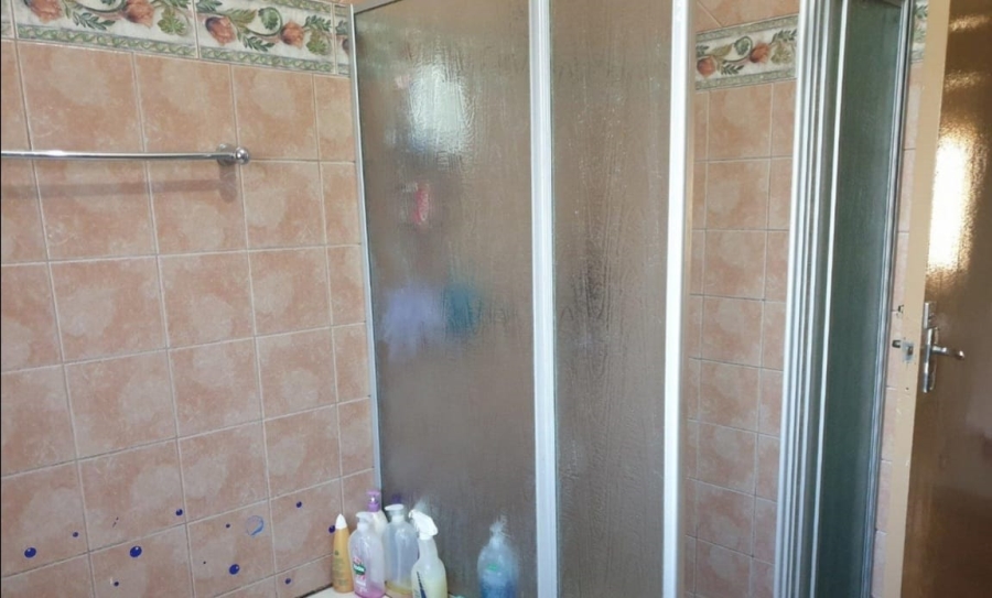 4 Bedroom Property for Sale in Kookrus Gauteng