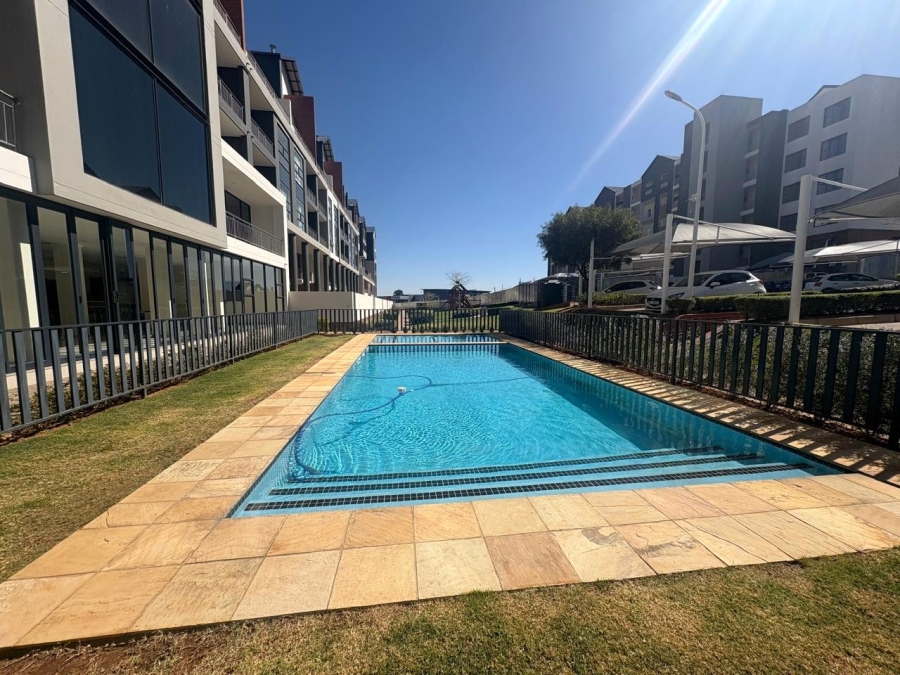 2 Bedroom Property for Sale in Greenstone Ridge Gauteng